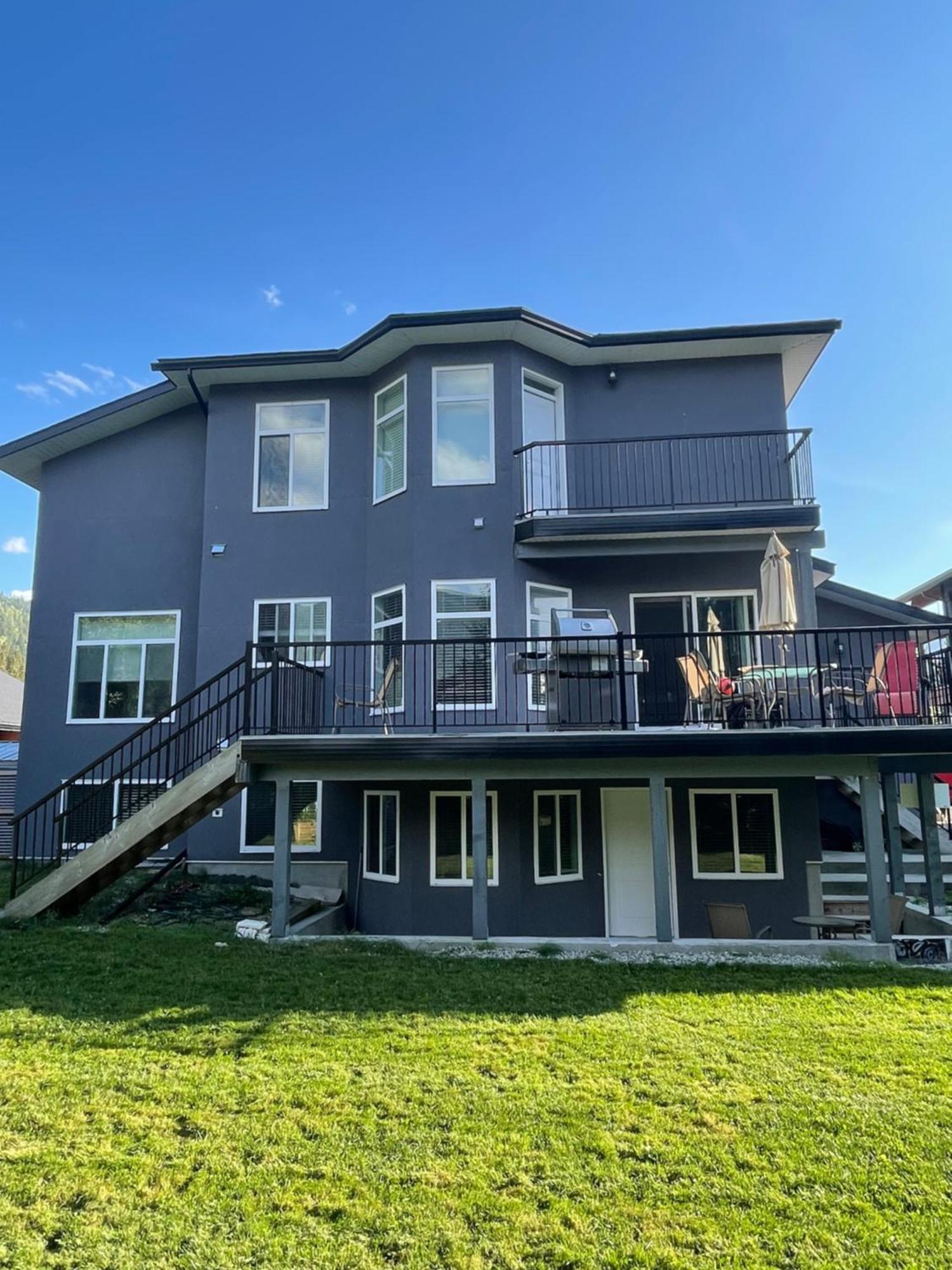 2 Bedroom Suite With Full Kitchen Revelstoke Dış mekan fotoğraf
