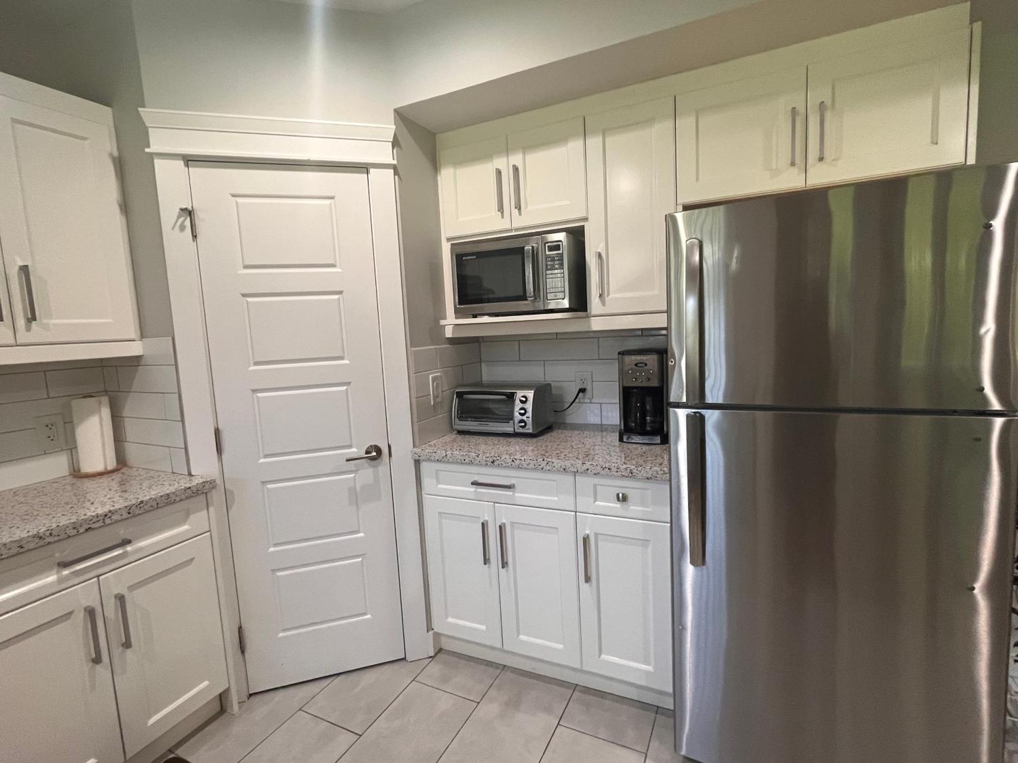 2 Bedroom Suite With Full Kitchen Revelstoke Dış mekan fotoğraf